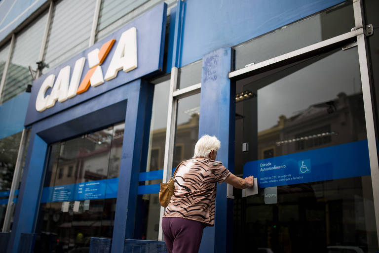 Caixa lança cartão consignado para aposentados sem anuidade