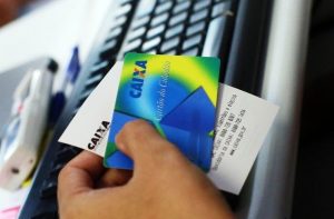 Prazo para trabalhador sacar PIS/Pasep termina em junho