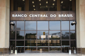 Banco Central divulga juros médio do cheque especial e crédito rotativo