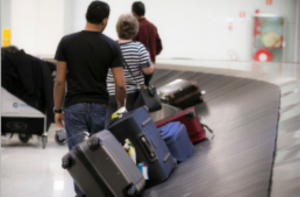 Cobrança da bagagem diminui o preço da passagem em R$ 14, diz estudo