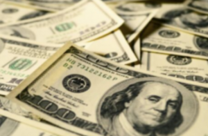 BC voltará a fazer a venda de dólar à vista após 10 anos