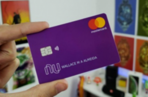 A Nubank lança novo cartão exclusivo para débito