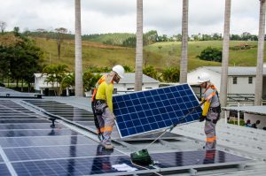 O futuro do investimento em energia solar em 5 passos