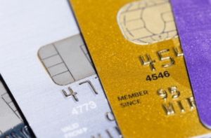 Entenda a diferença entre cartões Gold e Platinum - Qual o melhor?