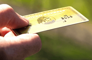 Saiba como conseguir um cartão de crédito Amex
