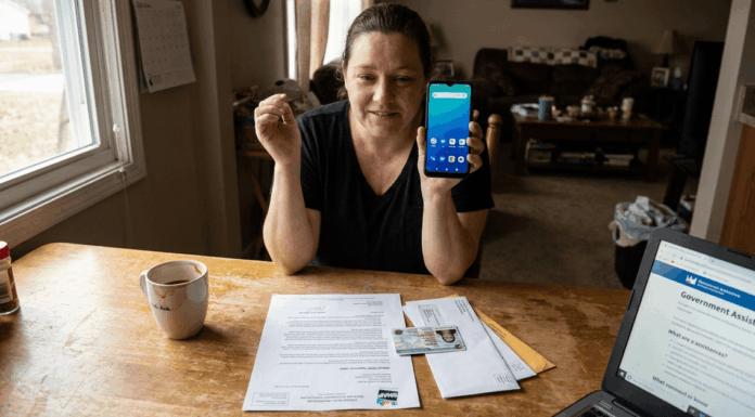 Learn How to Get Free Phone With Food Stamps Program