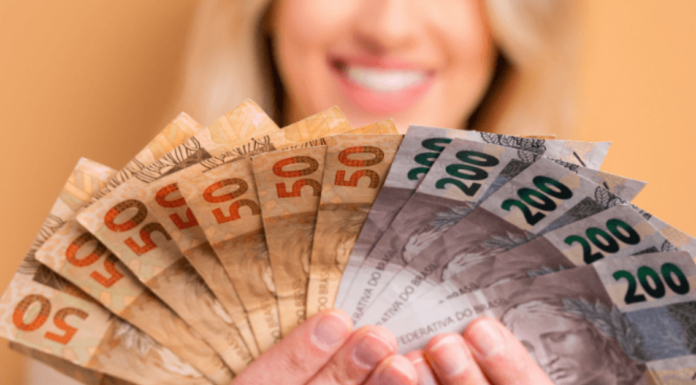 Empréstimos Rápidos no Brasil: Como Funcionam e Como Preparar uma Solicitação
